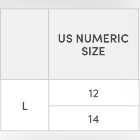 Ann Taylor Flared Ankle Pant in Geo Jacquard - black/gold, size 12/L - Picture 10 of 11